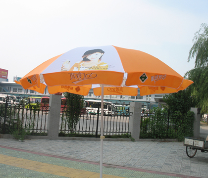 防風(fēng)廣告太陽(yáng)傘
